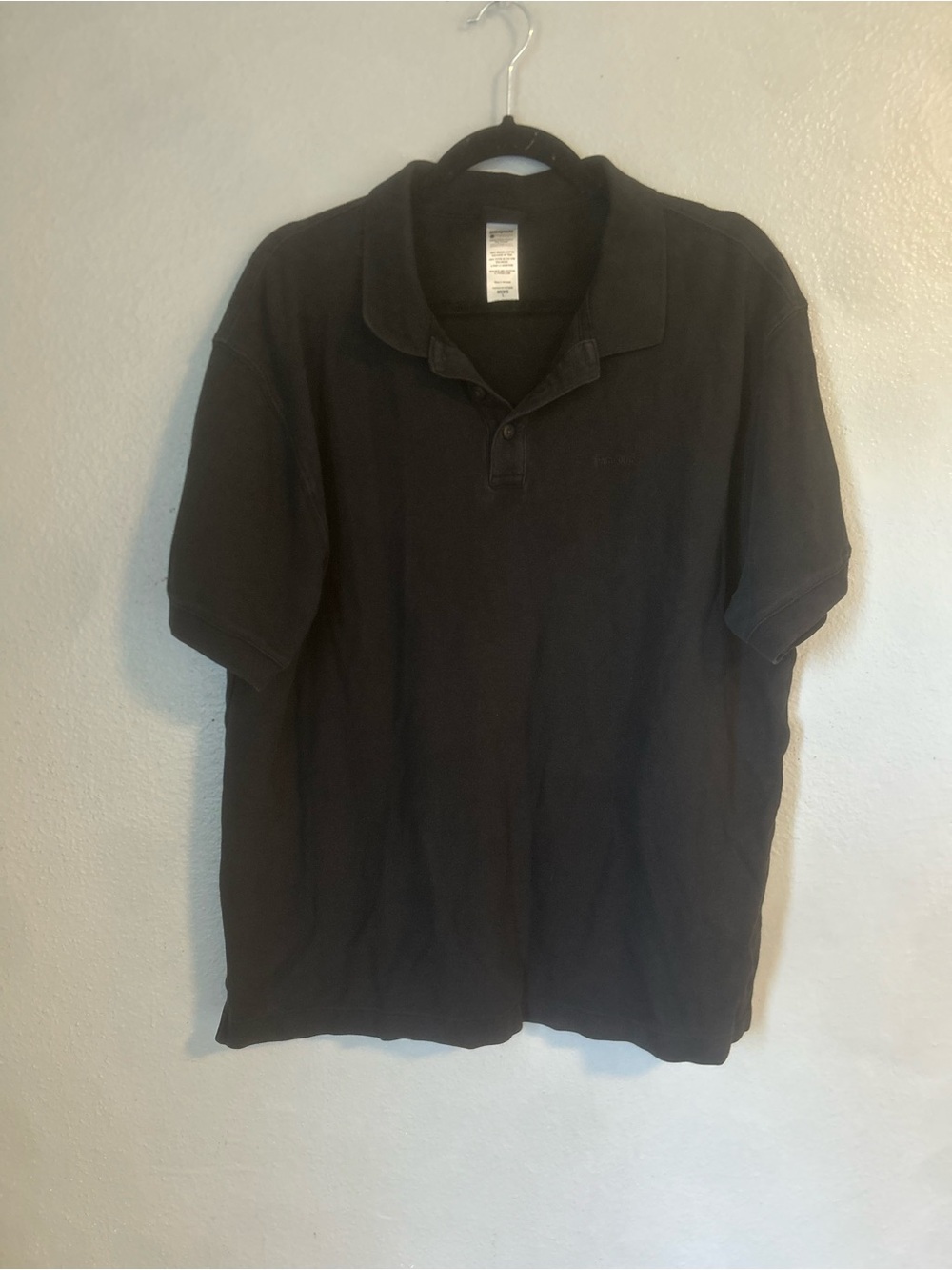 Men’s Patagonia polo - Picture 2 of 5